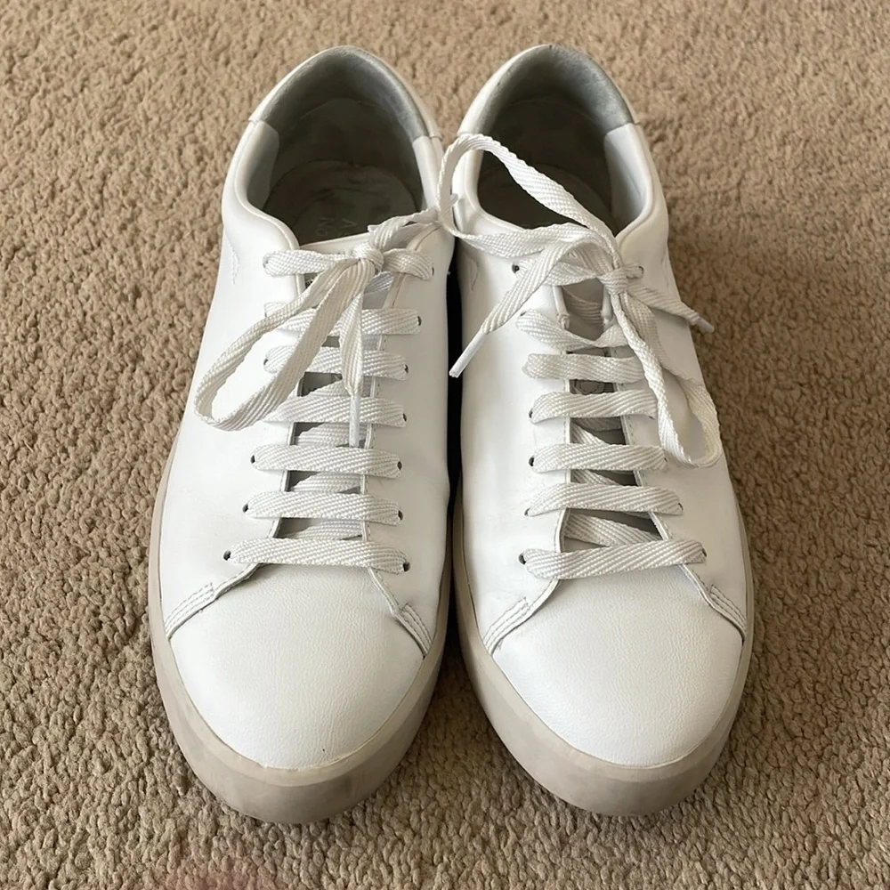 Everlane ReLeather White Sneakers Unisex Minimalist W’s 9.5 M’s 7.5 Shoes Casual
